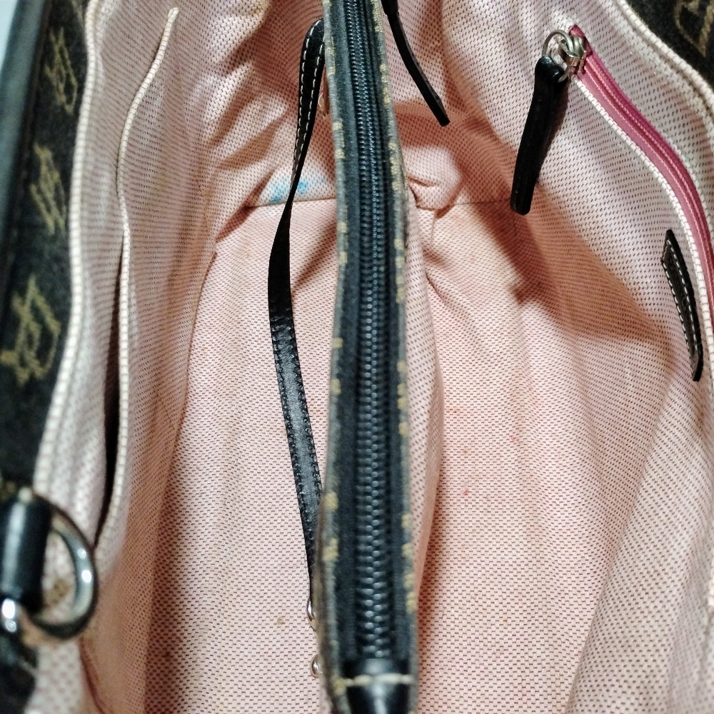 Dooney and Bourke Canvas w/Leather Trim satchel/crossbody - Picture 10 of 16